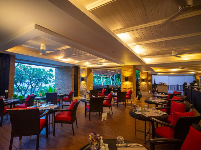 Pullman Phuket Panwa Beach Resort