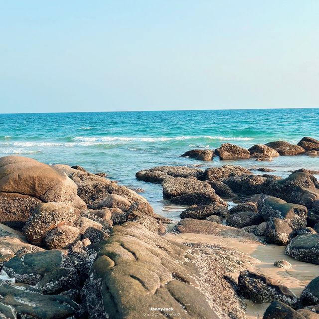 “ลานหินขาว” ที่เที่ยวไฮไลต์ของระยอง #หาดแม่รำพึง