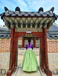 🇰🇷 Wearing Hanbok in Korea