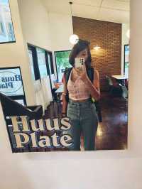 พลสดไม่ได้กับคาเฟ่เปิดใหม่ HUUS PLATE.