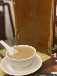 春意糖水，朝聖米芝蓮開心果糊