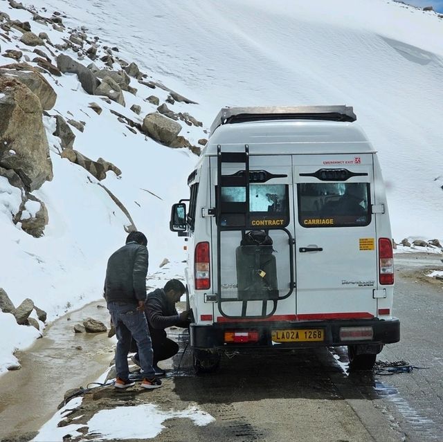 Chang La Pass