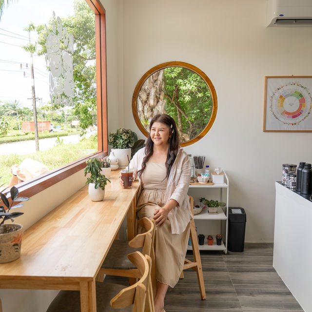 คาเฟ่เปิดใหม่ สไตล์มินิมอล