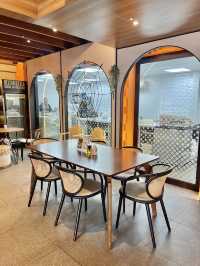 Beyond Bread Cafe  🍞 Ekkamai