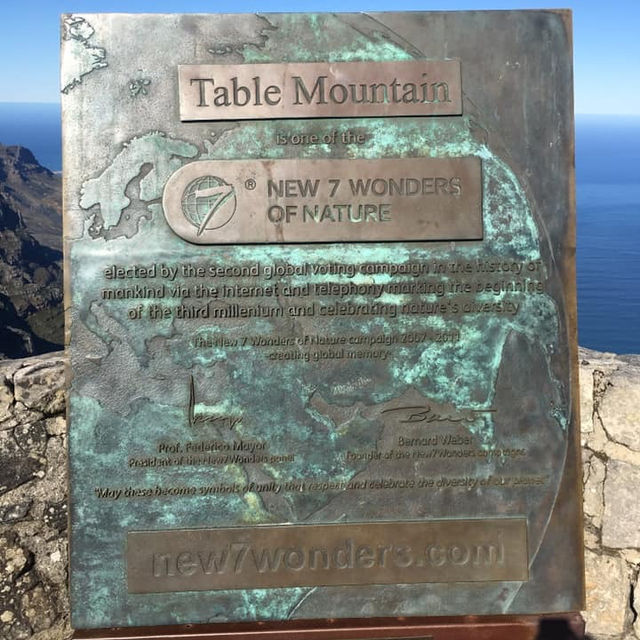 Table Mountain's Jaw-Dropping Majesty