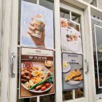 【明洞cafe】明洞でプレッツェル食べるならBREADYPOST!