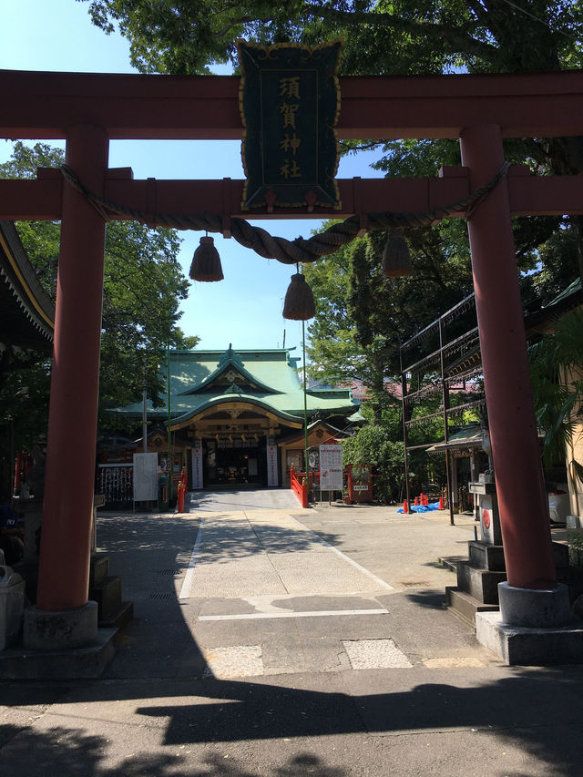 探索東京四谷須賀神社：寧靜與傳統的完美結合