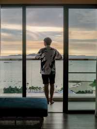 นอนชมวิวทะเลจากปลายเตียง ที่ OZO North Pattaya 🏨