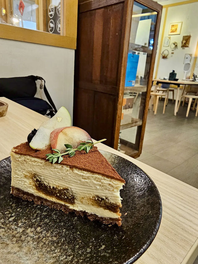 Kafuka Cafe and Music Studio