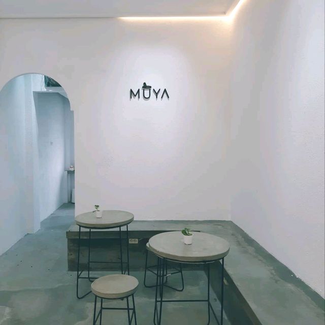 A NEW CAFÉ JUST OPENED NEAR MY HOUSE
