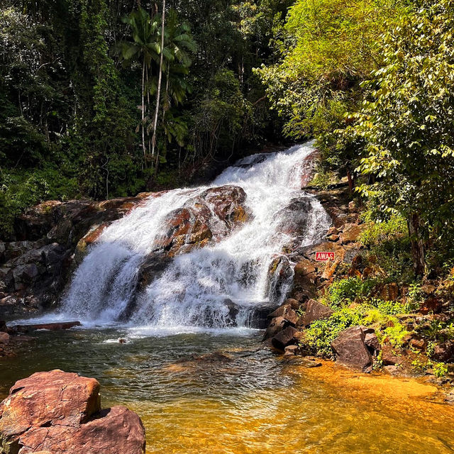 🇲🇾 Refresh Your Senses at Kota Tinggi Waterfall