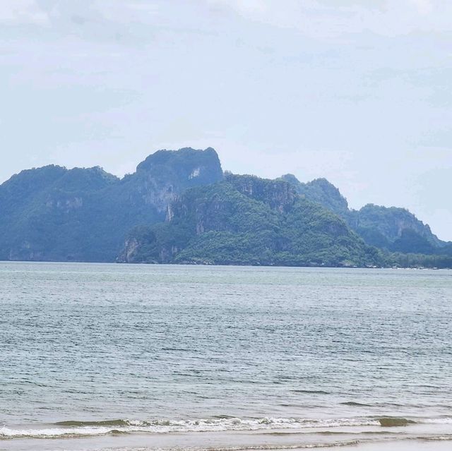 หาดบางเบิด ชุมพร