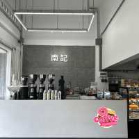 Deliciously Chill at Nam Kee Cafe!