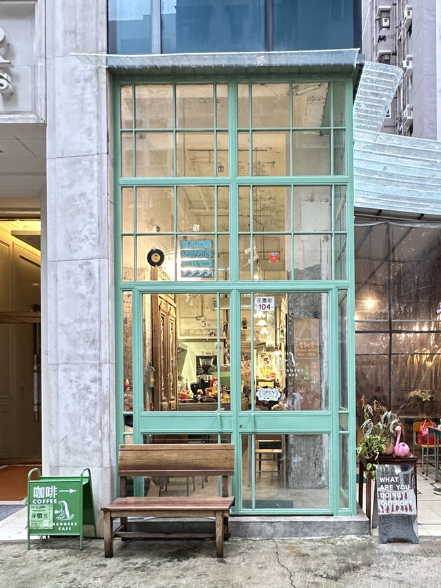 香港不限時療癒系咖啡廳「Badgers Cafe」