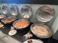 The Zign Hotel  โรงแรมหรูหรา 5 ดาวขนาดใหญ่ ติดทะเล