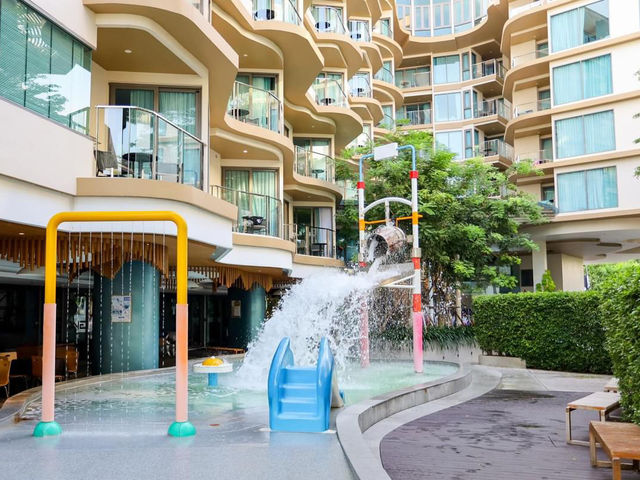 Centara Sonrisa Residences & Suites Sriracha