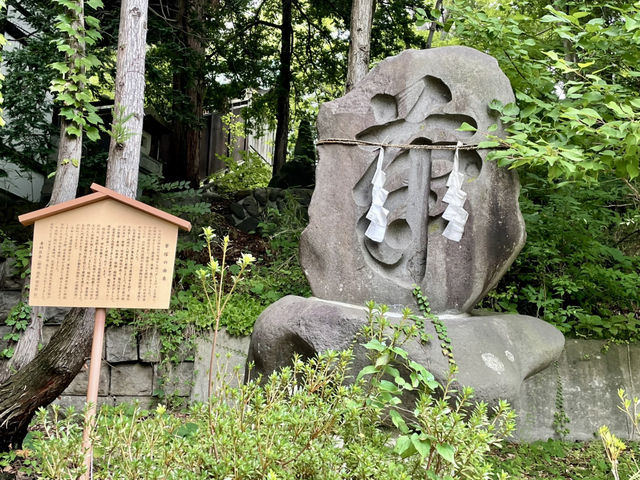【長野県】境内の欅が見どころ！