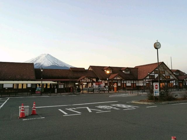各種角度都美的富士山！不用自駕也能來東京近郊郊遊吧