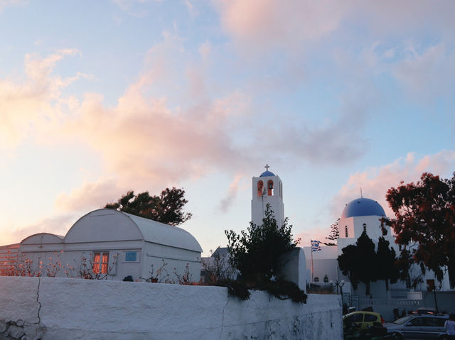 希臘 🇬🇷｜聖托里尼伊亞｜必看藍色的圓頂教堂