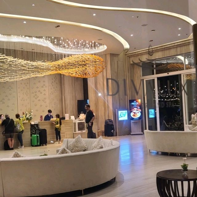 Luxurious Bliss at Divalux Resort & Spa: A Perfect Bangkok Getaway!