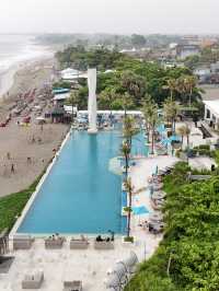 峇里 | canggu坐落沙灘旁酒店 超大個infinity pool!