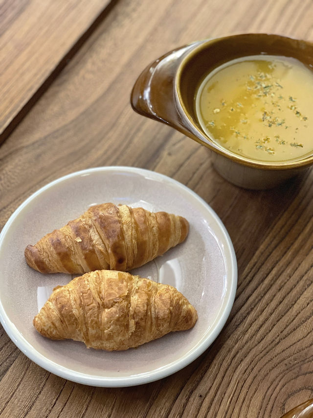 佐敦廟街木系cafe-Liberty Coffee & Wine