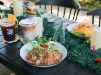 คาเฟ่ธีมคริสต์มาสที่ Tamsook 
