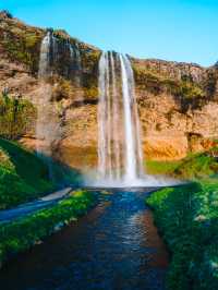 Seljalandsfoss: The Waterfall You Can Walk Behind!