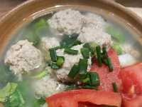 ไทยมีหมูเด้ง จีนมีแพนด้าเซลฟี่