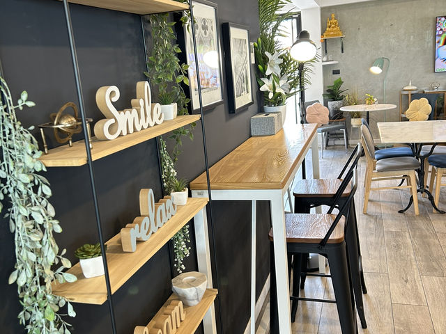 ณ by east coast coffee ร้านกาแฟสุดหรูในพัทยา