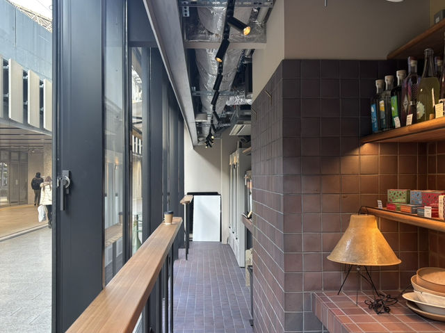 【大阪】梅田でNEWオープンしたスタンドのカフェ＆バーで新体験‼️
