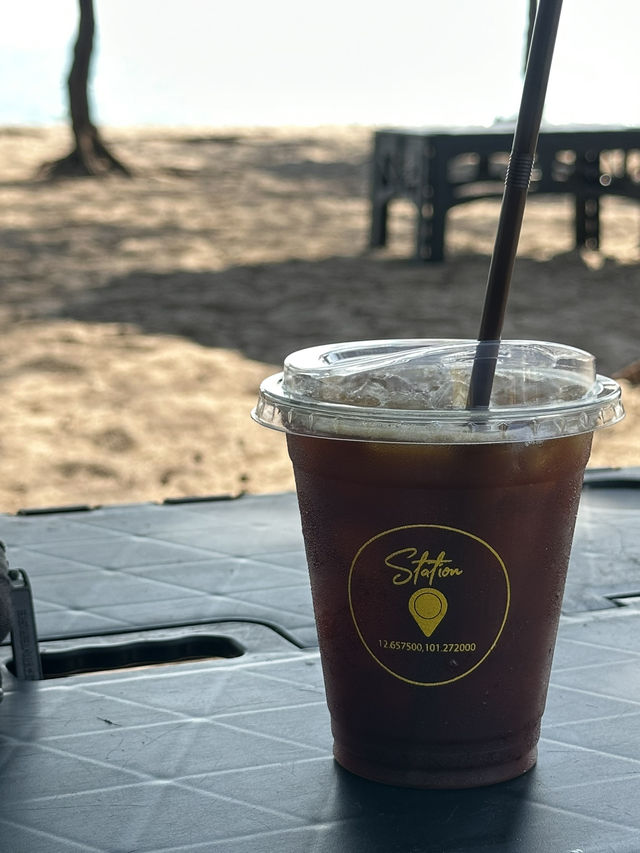 คาเฟ่ หาดแหลมเจริญ ระยอง 