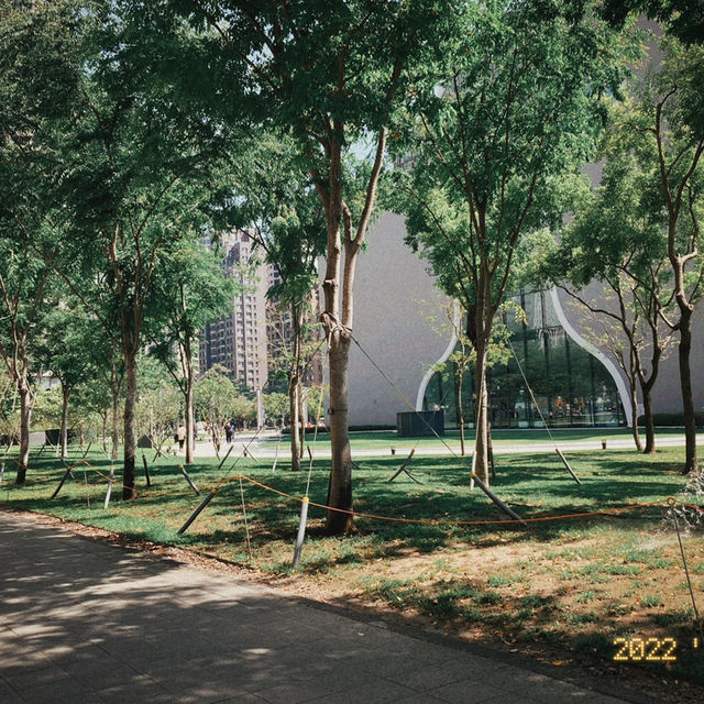 繁華都市的台中 體驗歌劇藝術的溫柔 台中國家歌劇院