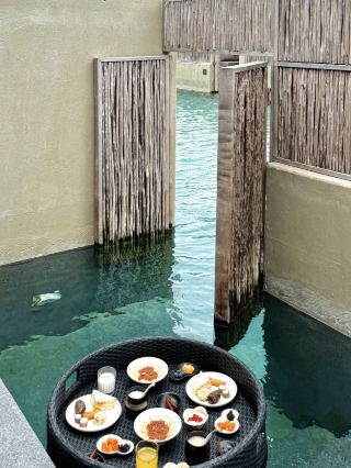 Weizhou Island Reef Hotel: A Seaside Escape Amidst Natural Wonders