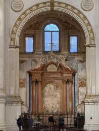 Arches: the one common thing that is never absent in cathedral