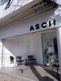 ASCII Coffee : คาเฟ่มินิมอลสีขาวดำ จันทบุรี
