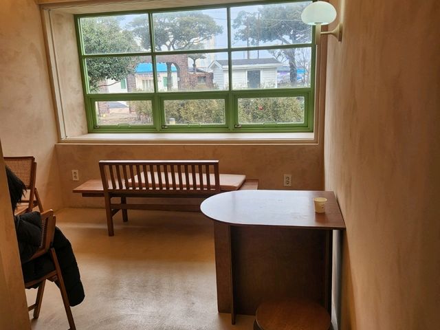 제주 서쪽 감성카페 - 오지힐그라운즈 (제주구옥, 베이커리 카페)