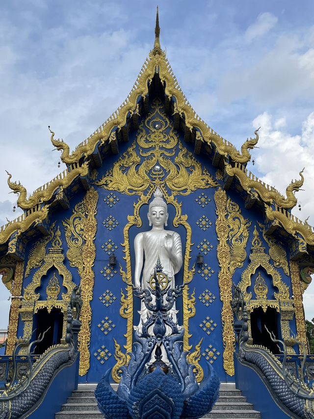  「ワット・ローン・スアテン」—タイ北部の静かな寺院