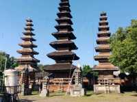 "Lombok": Indonesia's Hidden Paradise of Beaches and Adventures