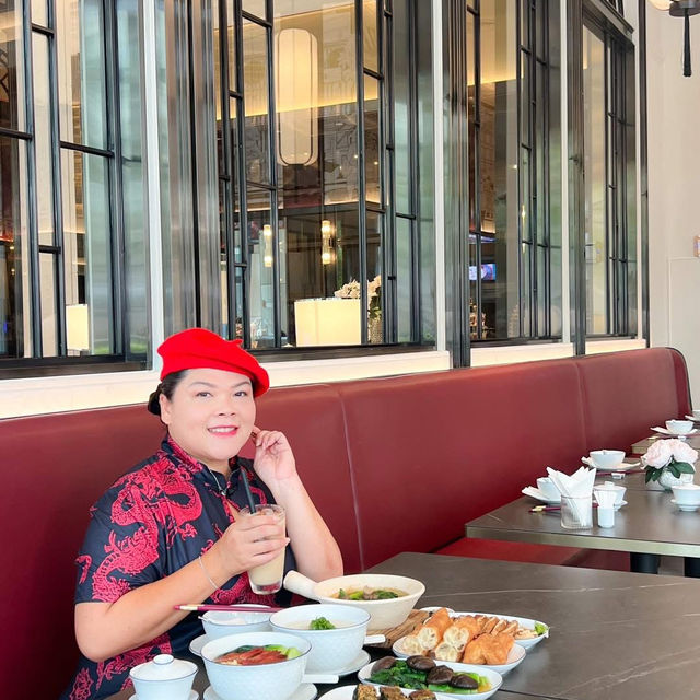 อาหารจีนแบบติดดาว ในโรงแรมหรูกับ Hua