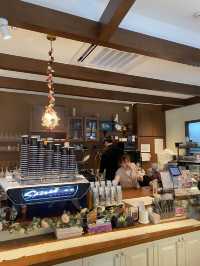 คาเฟ่ Mika bakehouse&coffee เอกมัย