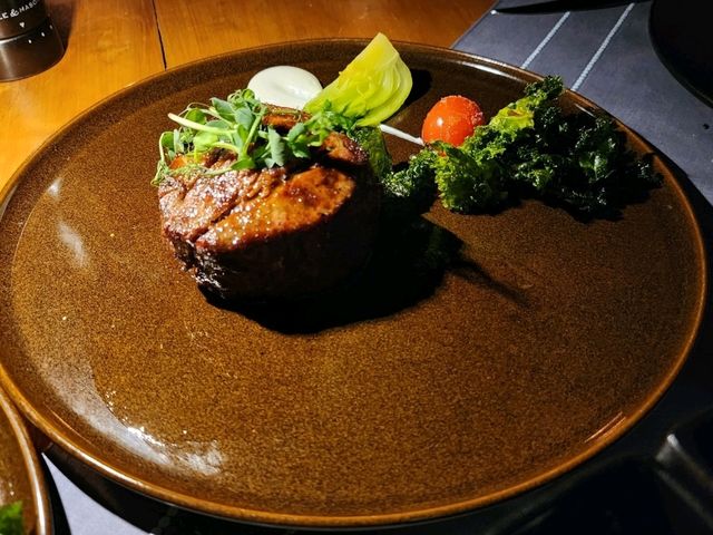 [🇲🇻モルディブ] 波の音とキャンドルに包まれる特別なディナー – Shoreline Grill