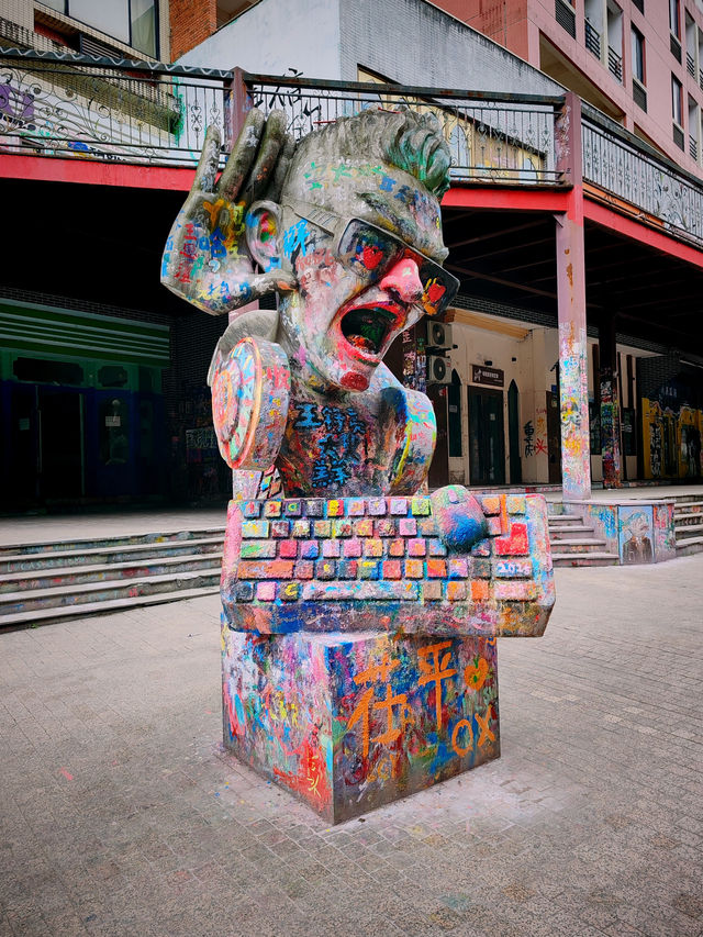 8 Days of Chongqing's Urban Evolution: Where History Meets Hipster Revival