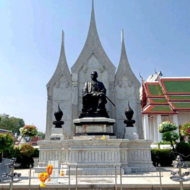 เที่ยวรอบขอบเมืองเกาะรัตนโกสินทร์✨️
