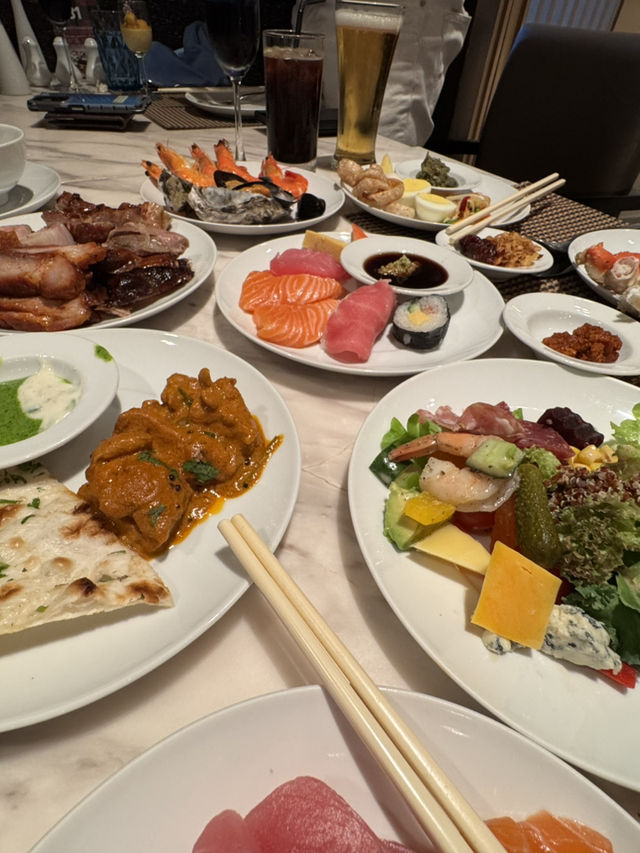 Saturday Brunch ฉลองในวันสงกรานต์ โรงแรม 5 ดาว 