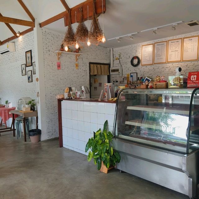 InWhite Café - กังสดาล ขอนแก่น
