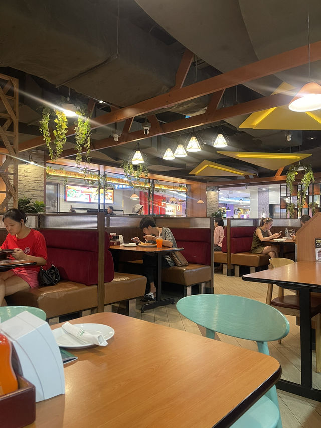 ร้าน Eat Am Are @ Center one