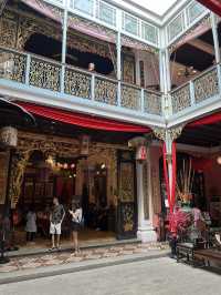 Day trip to Pinang Peranakan Mansion ,Penang famous historical building! 