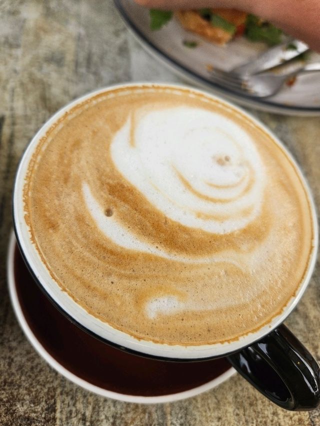 Stella at Hensley's Beach – A Hidden Gem for Brekkie Lovers