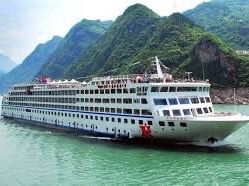 🌊 Yangtze River Cruise: Pandas, Pagodas & the World’s Most Dramatic Toilet View! 🚢